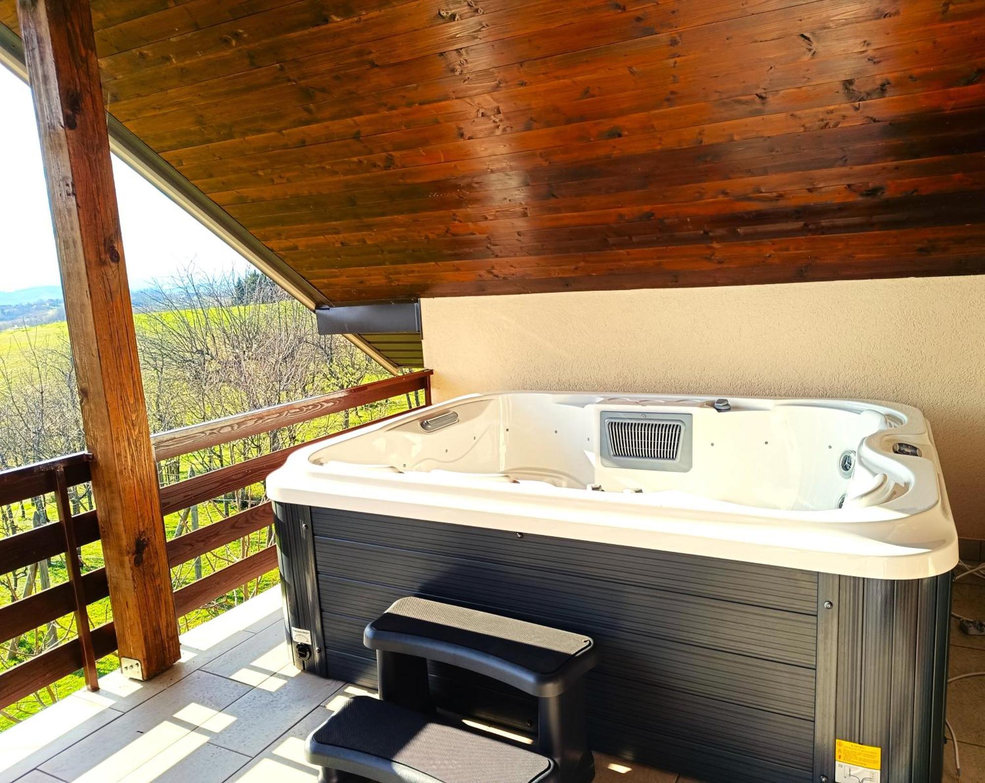 Holiday Home Dandelion With Hot Tub & Sauna Cetingrad Exteriér fotografie